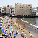 Home2book Sea Front Duplex * Ελ Μέντανο