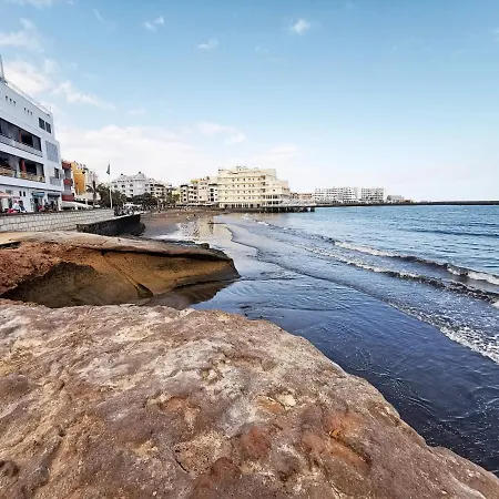 Home2book Sea Front Duplex *